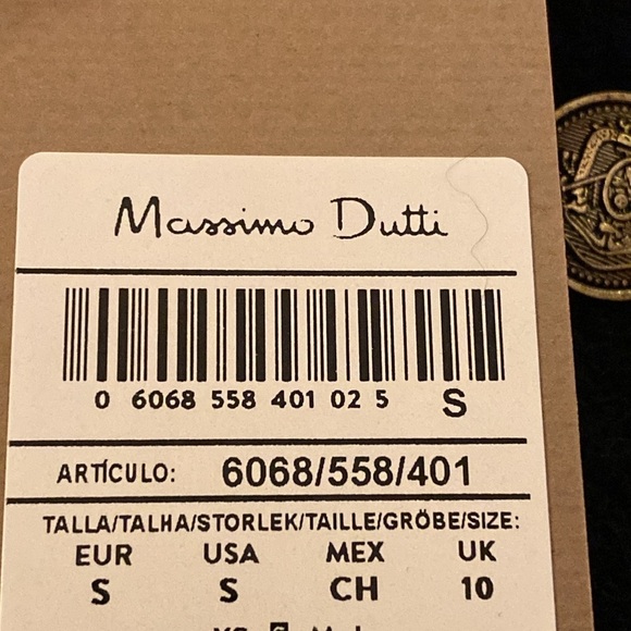 NWT. Massimo Dutti Navy Blue Textured Jacket with Golden Buttons. Size S. - Picture 9 of 14